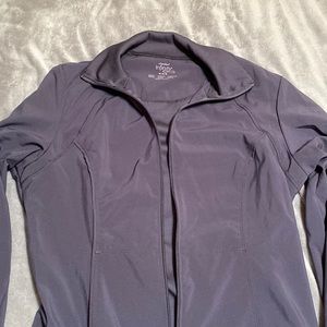 Cherokee infinity women’s scrub jacket size medium